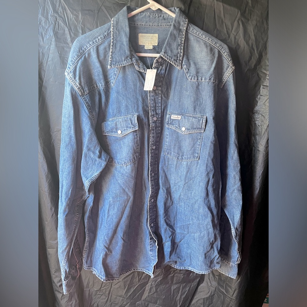 New American Eagle Outfitters lightweight blue jean jacket size XL